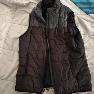 Reebok vest